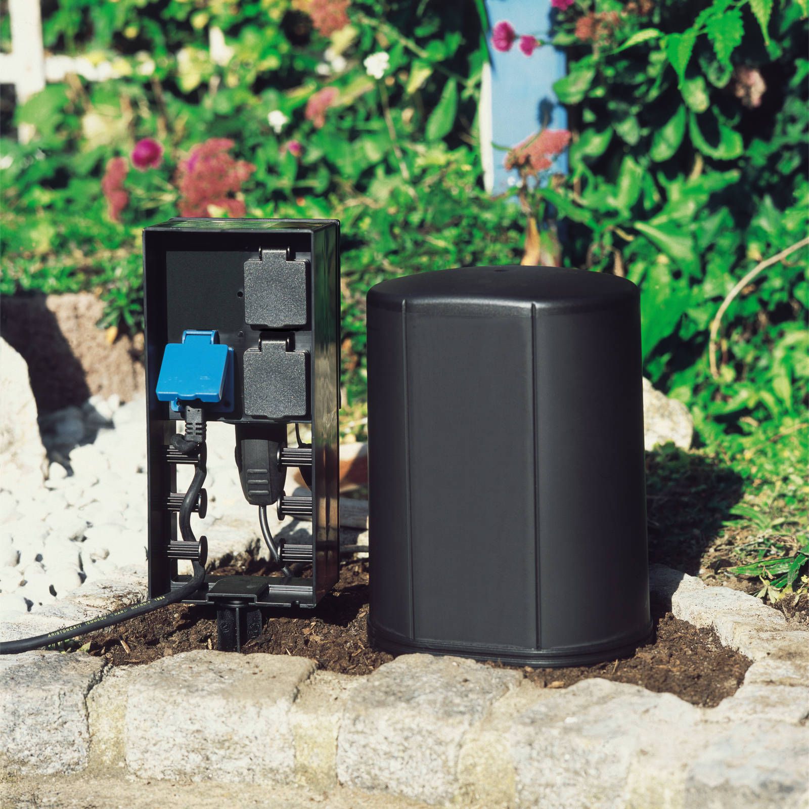 Oase InScenio FM-Profimaster steuerbare Gartensteckdose